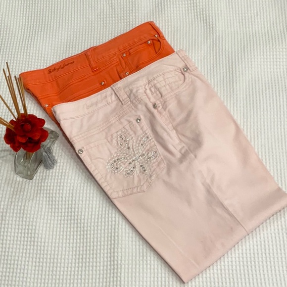 Ethyl jeans Pants - Ethyl jeans two capri size 8 colors pale pink and orange
